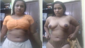 Desi babe's big boobs get wet and wild in XXX video