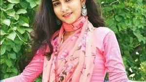 Indian TikToker teases with her boobs in a seductive video