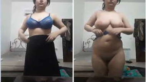 Indian couple earn money by posing naked for sex videos
