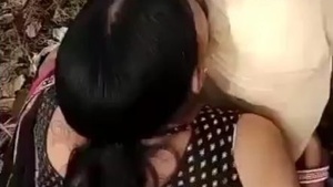 Bhabi gives a blowjob in the open air