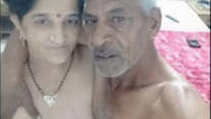 Elderly Indian man and teenage girl in steamy video
