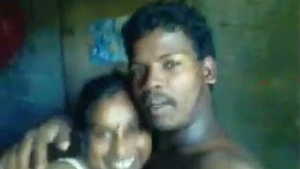 Big-boobed Mallu aunty gets her tits licked in amateur porn video