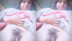 Nepali babe's pussy gets licked and fingered