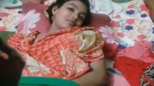 Sexy Bengali babe reveals her virginity on camera
