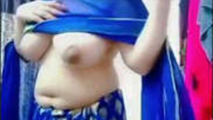 Horny girl from Chandigarh gets naughty in video