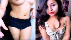 Indian girl Alina reveals her body in exclusive tango show
