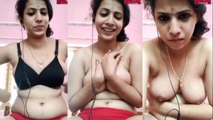 South Indian babe flaunts her big boobs on video call