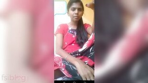 Desi woman bares her intimate area in a shocking solo video