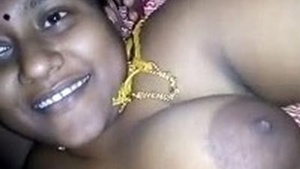 Tamil babe enjoys oral and vaginal sex in HD video