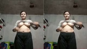 Busty Indian babe flaunts her assets