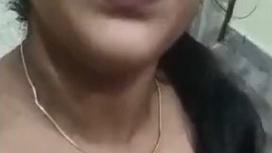 Tamil girlfriend teases boyfriend on video call