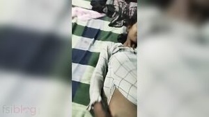 Indian couple enjoys oral sex in MMS video