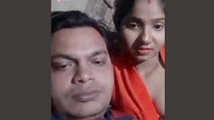 Watch Priya's seductive tango in real-time