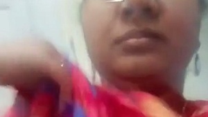 Big boobed Tamil schoolteacher goes nude at home