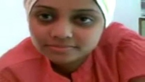 Tamil college girl Agavi BilaJupi in a hot sex video
