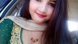 Watch a cute girl in a hot MMS session