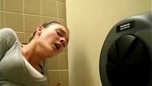 Intense orgasm fantastic: Masturbating in the bathroom