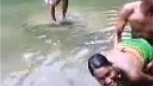 Amateur couple has sex in public in the Dominican Republic