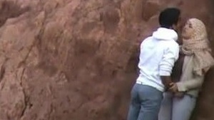 Moroccan couple in steamy video