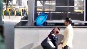 Subway Blowjob: A Super-Hot Couple Gives Each Other Oral Pleasure