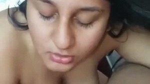 Cum on tits after cock sucking in this Indian blowjob video