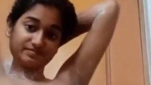 Watch a nude Indian teenager in the bathroom