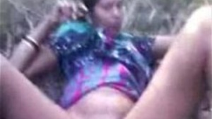 Indian bhabhi gets naughty in a full-length video