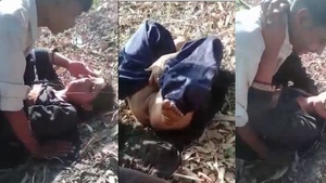 Desi bhabhi gets fucked in village outdoor sex video