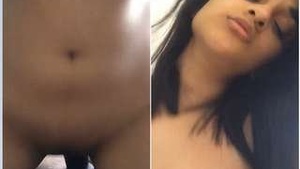 Bhabi's big boobs and nude body in steamy sex video