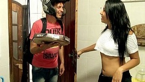 Pizza delivery boy gets a blowjob from a horny Brazilian babe