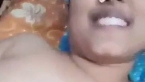 Bhabhi's sexy face gets fingered hard