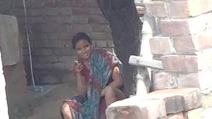 Desi girl teases neighbor with her pussy in public